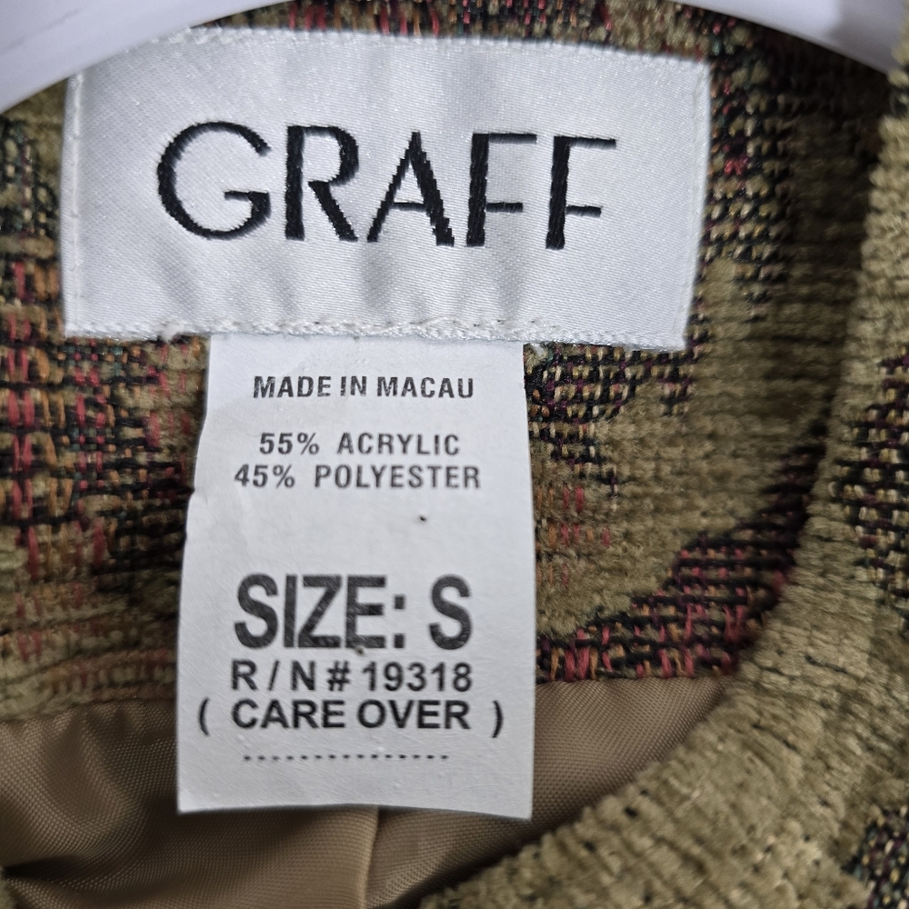 Vintage Chic Size: Small From Graff Tapestry Blaz… - image 3